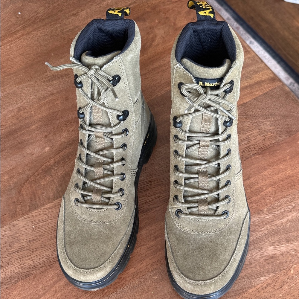 New Men's Dr. Martens Combs Tech Suede Lace-Up Boots- Army Green size 11 - Picture 2 of 7